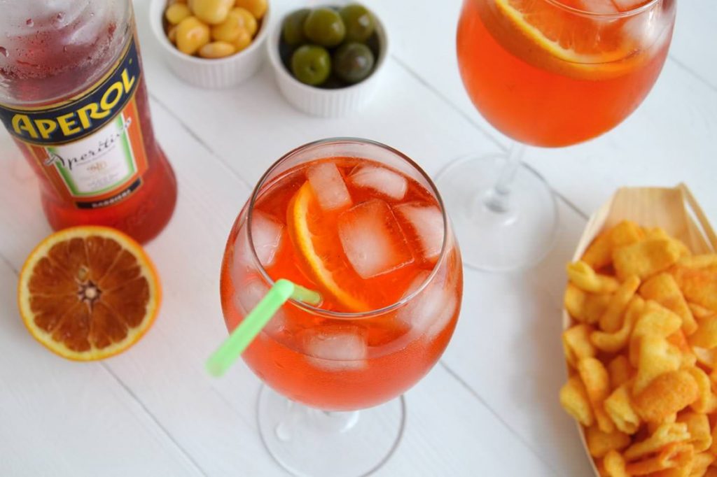 Aperol Spritz - Italian Traditions